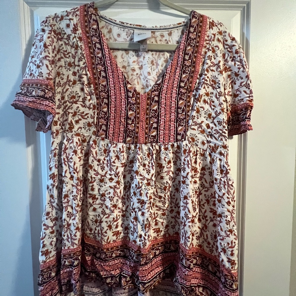 Knox Rose Women's large Floral Border Top ~ boho Prints